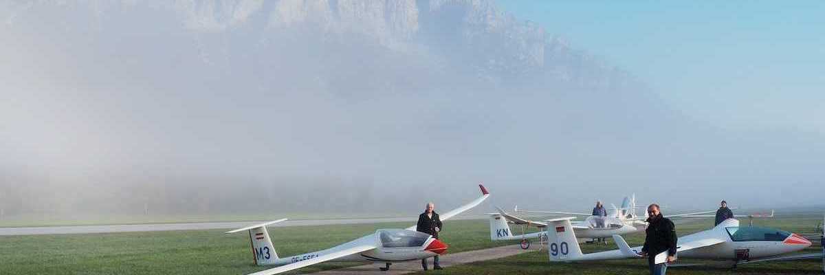 Flugwegposition um 07:02:53: Aufgenommen in der Nähe von Gemeinde Micheldorf in Oberösterreich, Österreich in 572 Meter